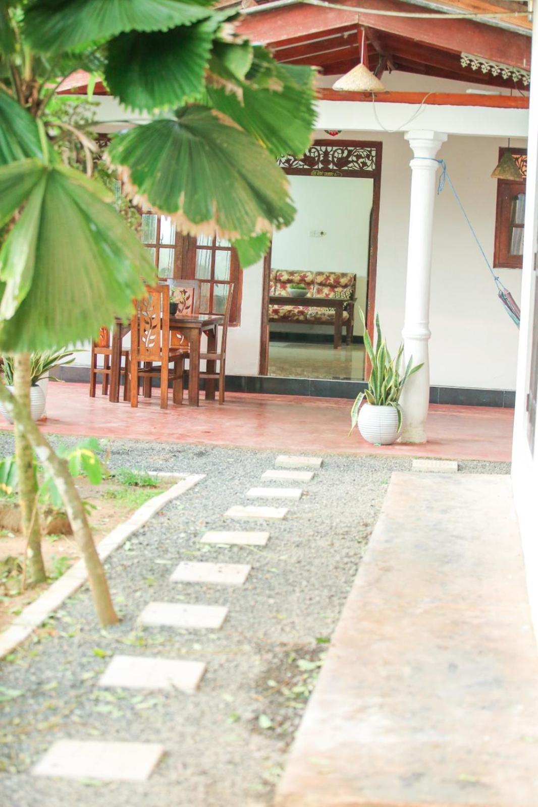 Mountain Relax Inn Weligama Exterior foto